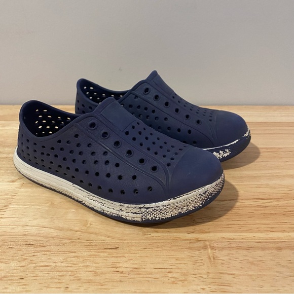 🟧$2 ADD-ON🟧 JOE FRESH Toddler Slip-On Shoes - Picture 1 of 6